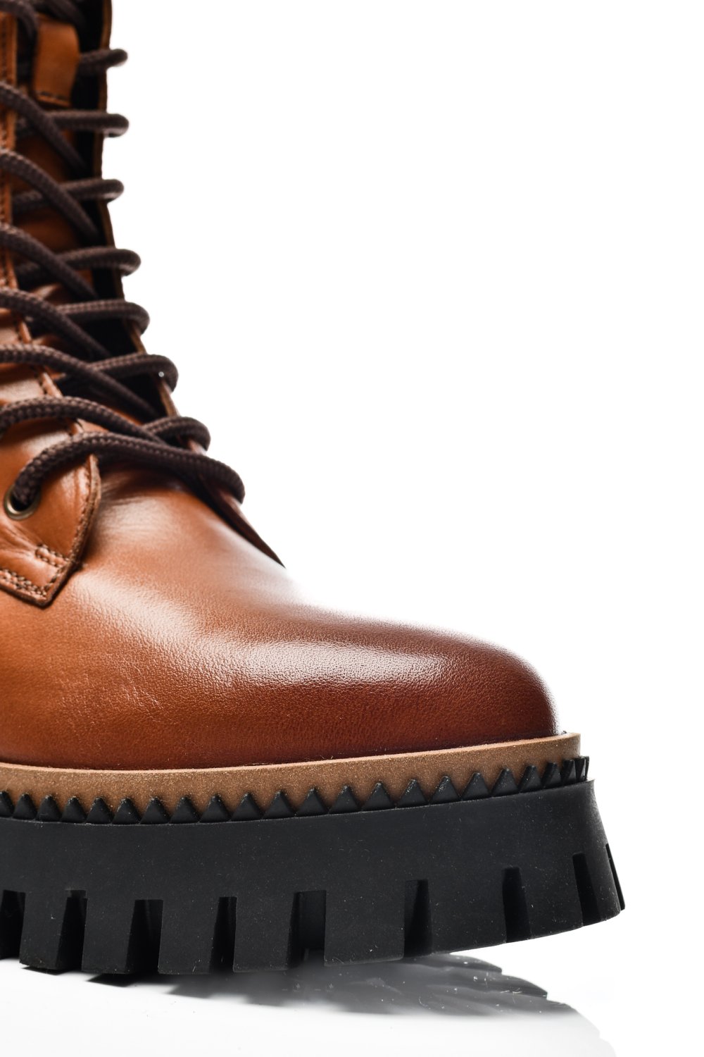 Barna természetes bőr bakancs 2s7h22830np