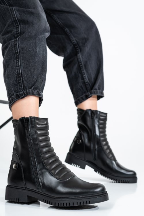 Fekete természetes bőr bakancs 9s7h53