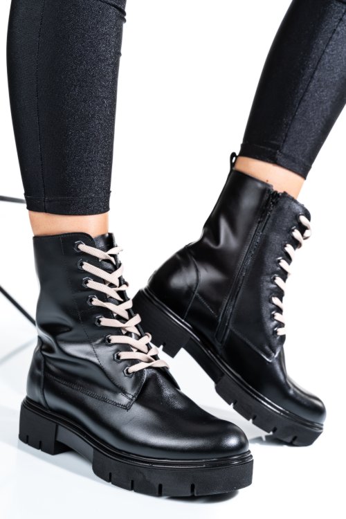 Fekete természetes bőr bakancs 1s7h31