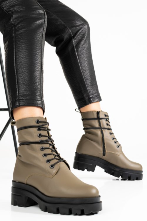 Zöld természetes bőr bakancs 1s7h80