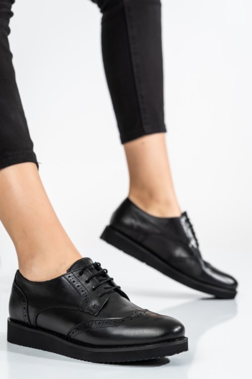 Fekete természetes bőr  1s7h71611np