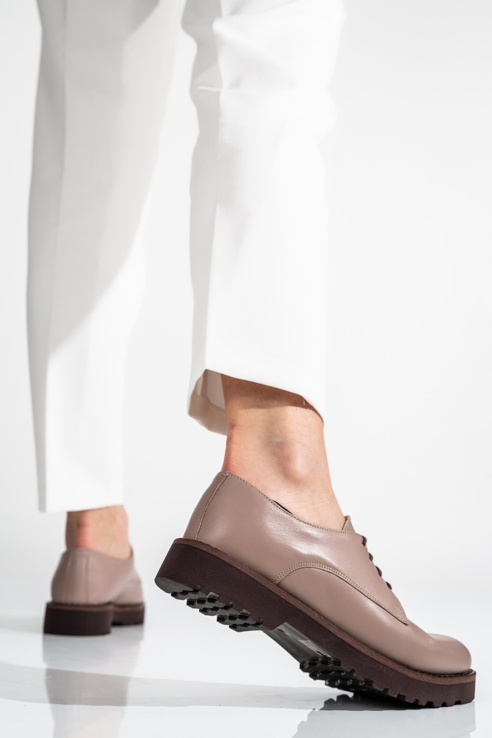 Rózsaszín természetes bőr  1s7h92656np