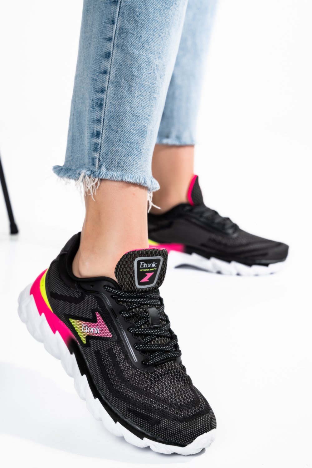 Etonic fekete sportcipők es7htw212670