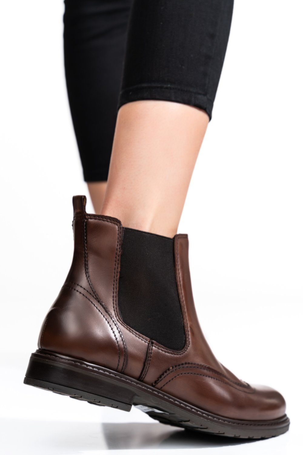 Barna természetes bőr bakancs 6s7h483