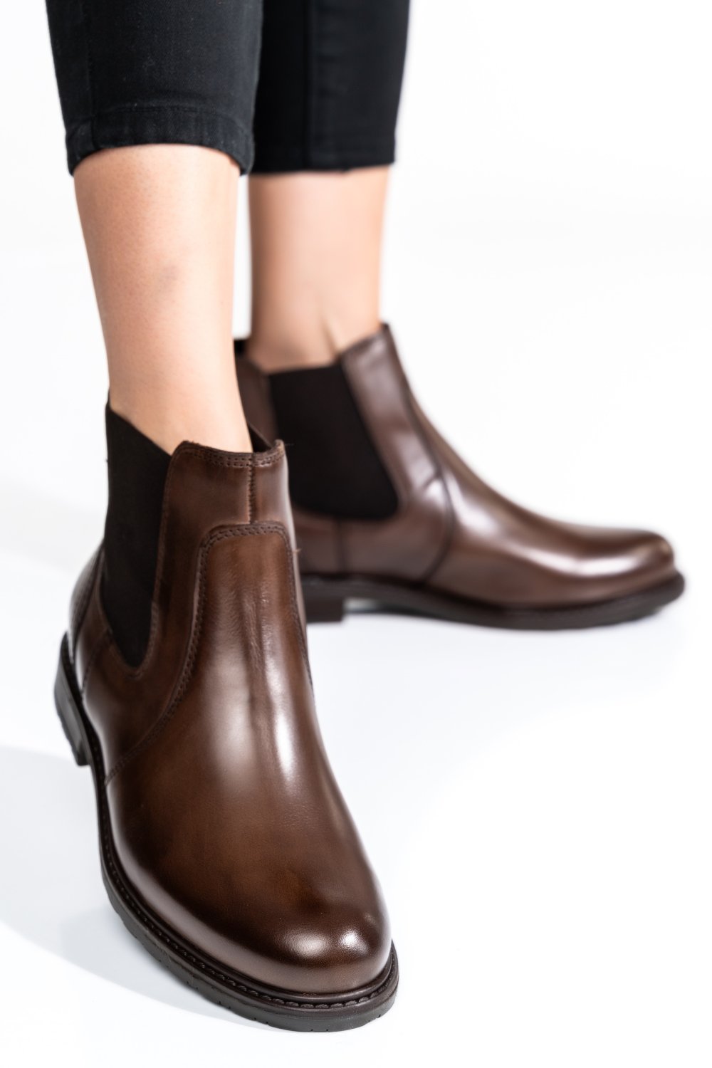 Barna természetes bőr bakancs 6s7h486
