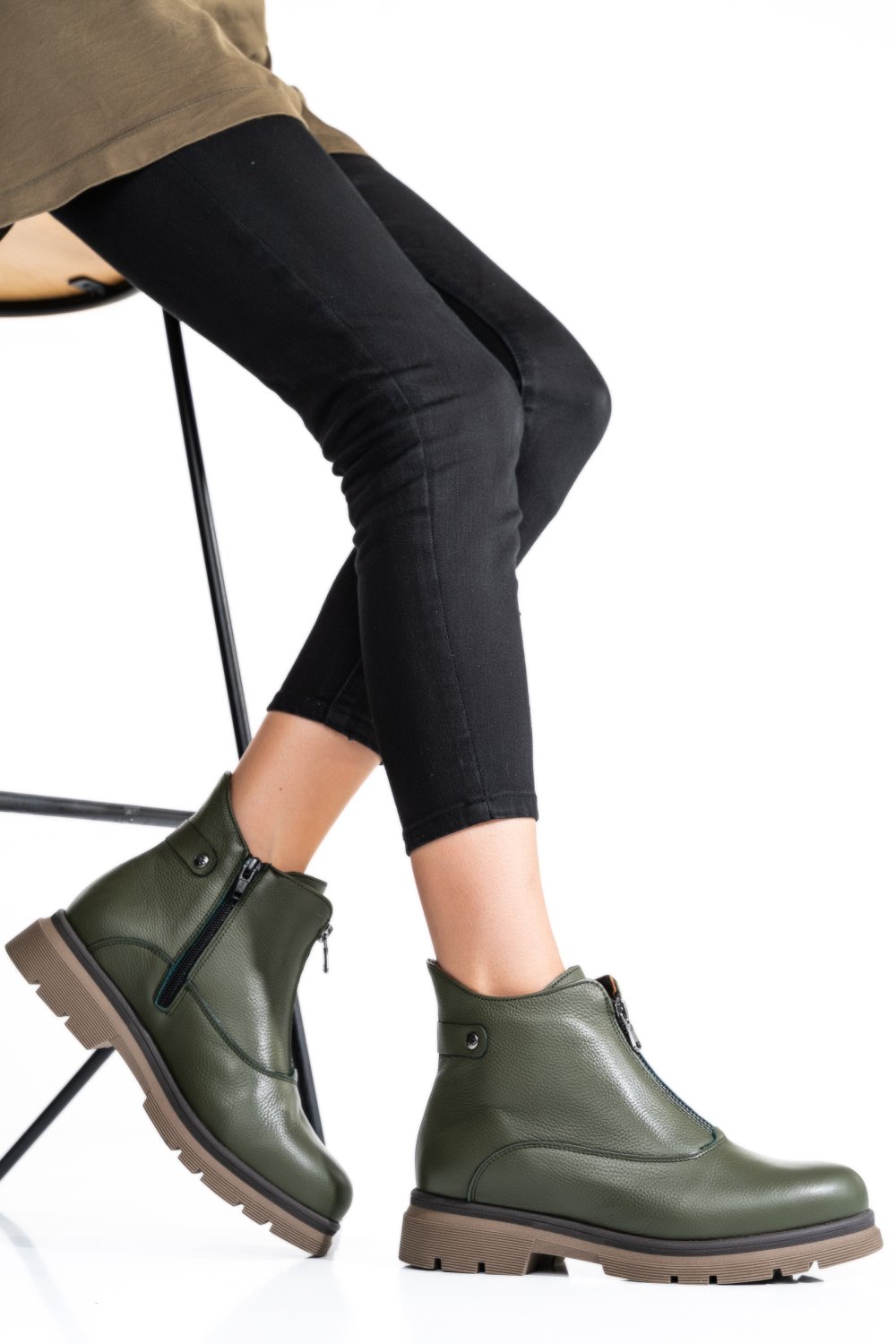 Zöld természetes bőr bakancs 2s7h32-035fl