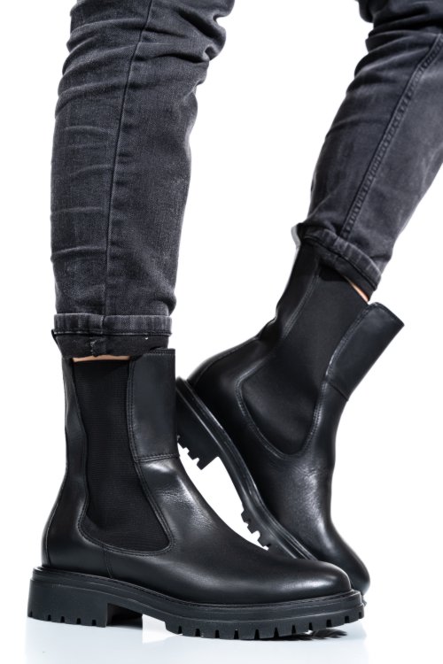 Fekete természetes bőr bakancs ws7hh-450h03