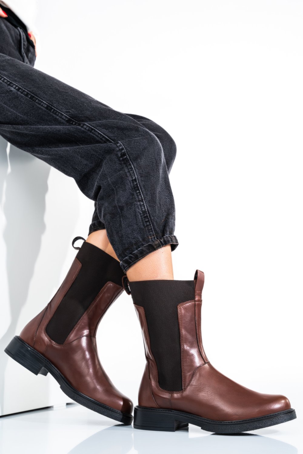 Barna természetes bőr bakancs 7s7h628