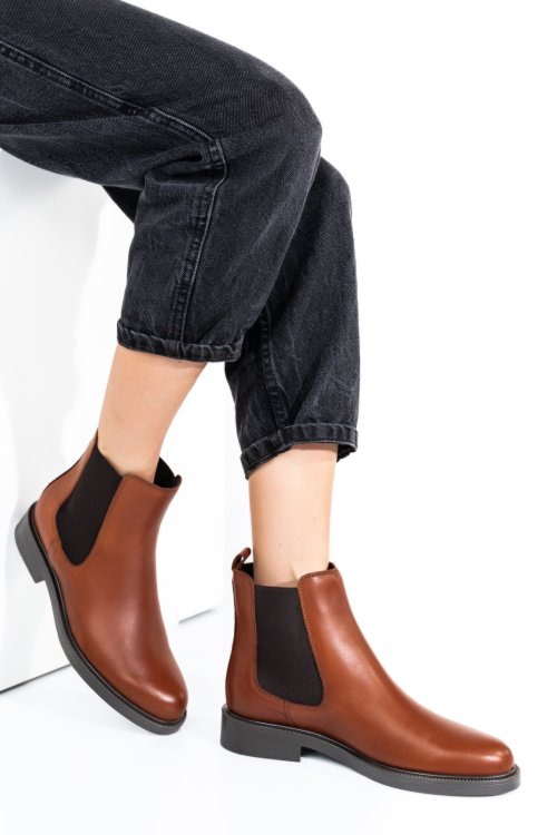 Barna természetes bőr bakancs 2s7h46-1002