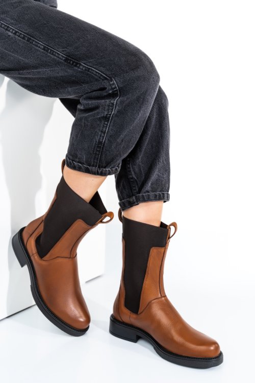 Barna természetes bőr bakancs 7s7h628