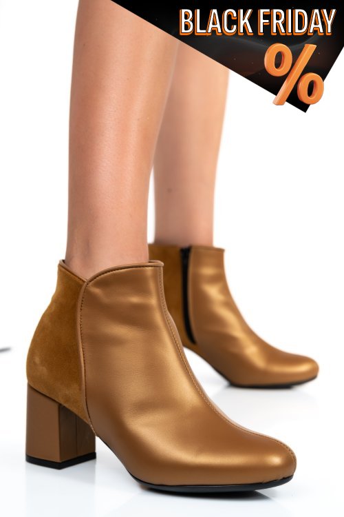 Barna természetes bőr bokacsizma 7s7h55