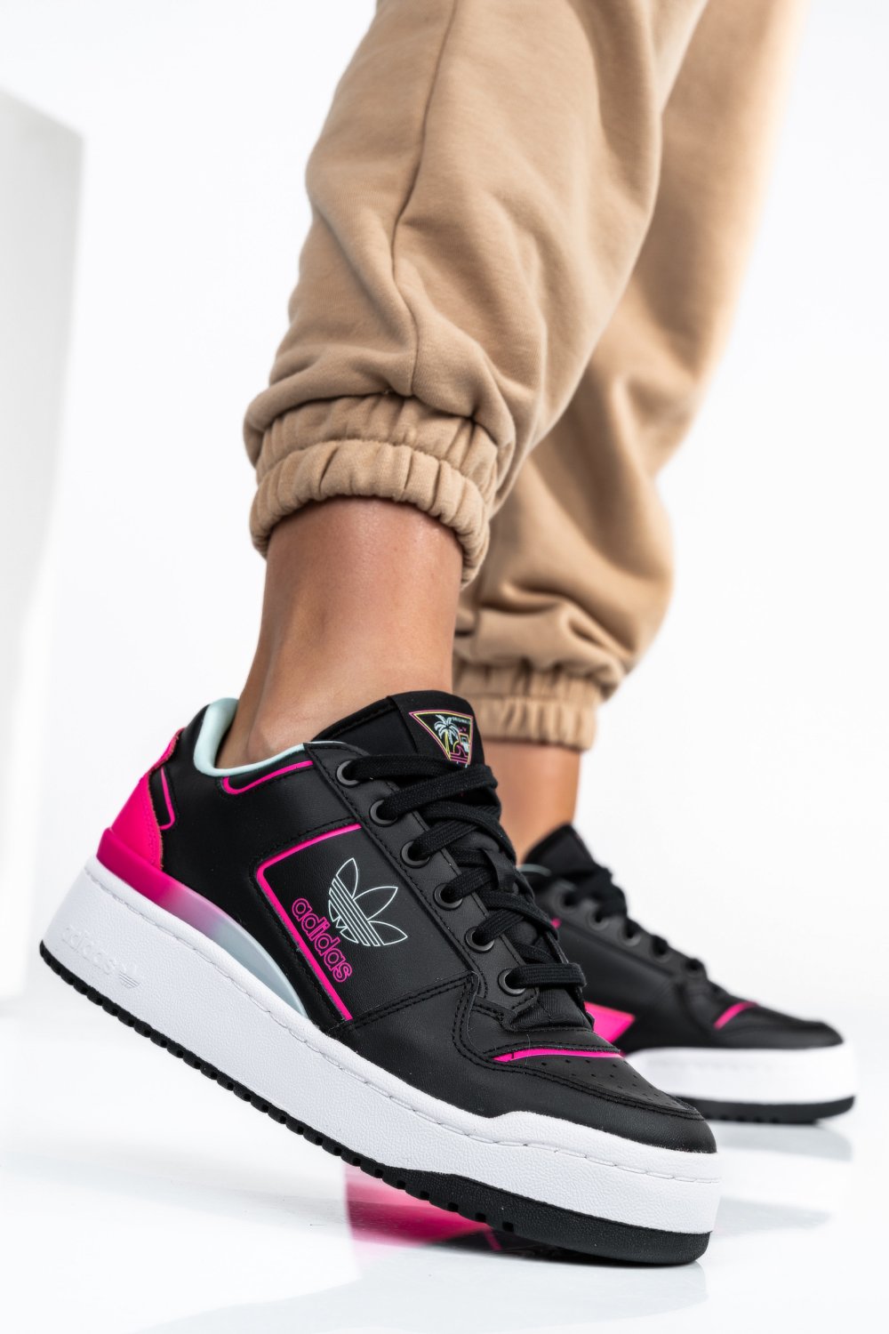 Adidas rózsaszín sportcipők gs7hy4667