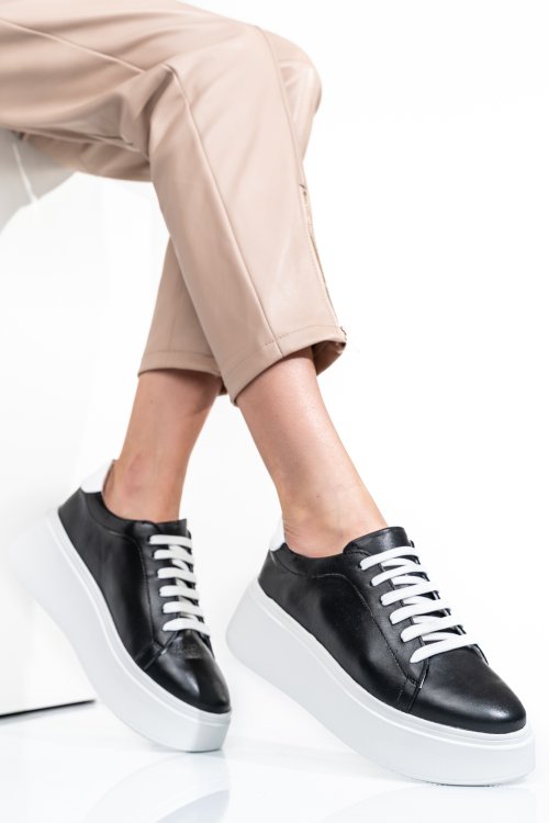 Fekete természetes bőr sport cipők 2s7h41-610np