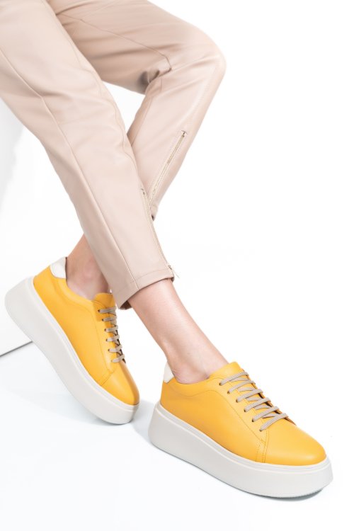 Sárga természetes bőr sport cipők 2s7h41-610np