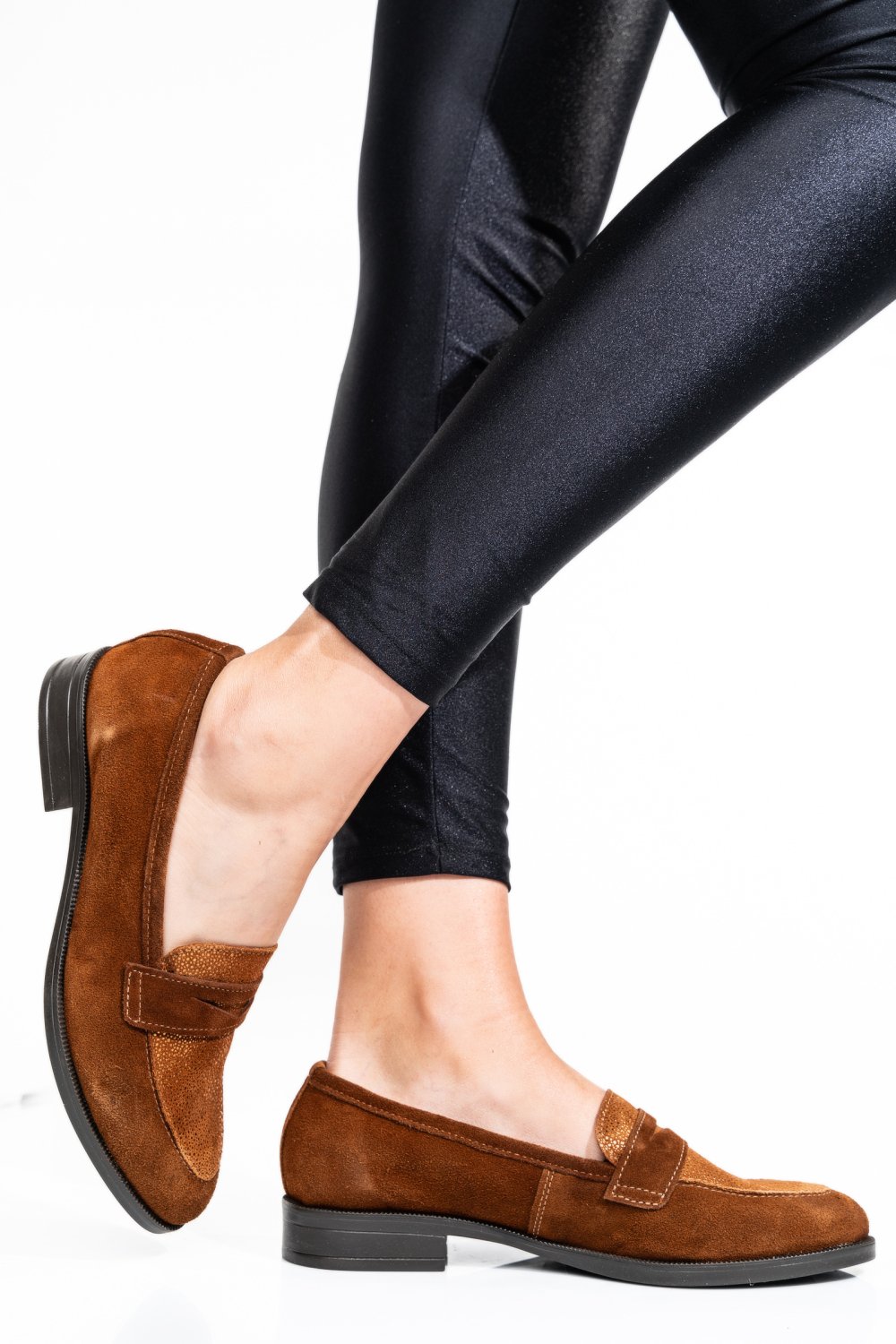 Barna fordított bőr  5s7h59-0505