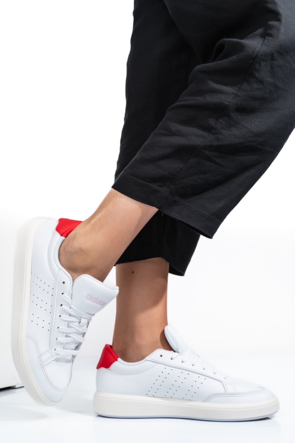 Adidas fehér sportcipők gs7hx1758