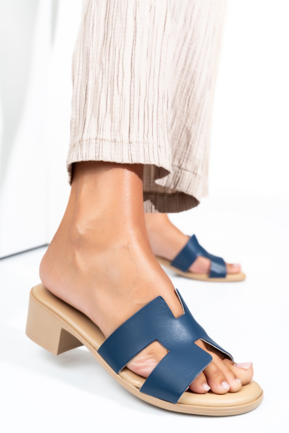 Kék természetes bőr papucs hs7h-tacco