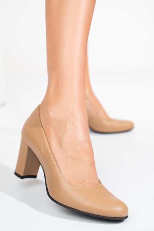 Barna természetes bőr magassarkú cipők 1s7h700