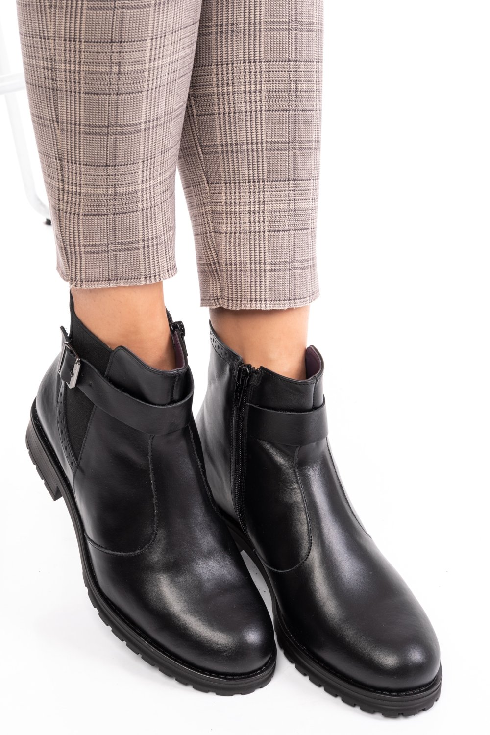 Fekete természetes bőr bakancs 0s7h82-imb