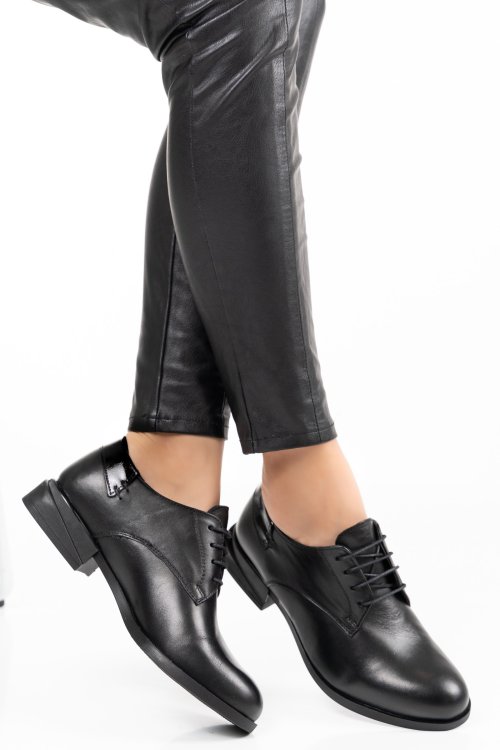 Fekete természetes bőr  2s7h12623np