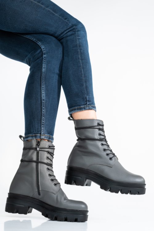 Szürke természetes bőr bakancs 1s7h80