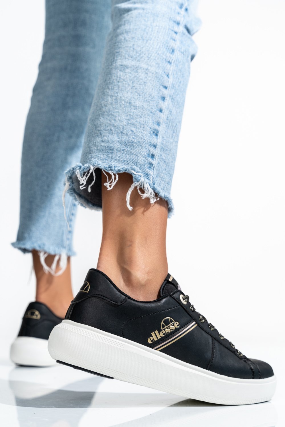 Ellesse fekete sportcipők es7hl31w82460