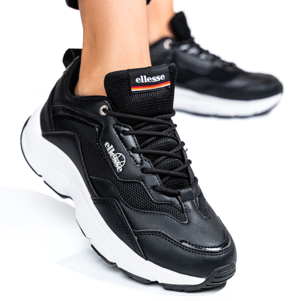 ELLESSE