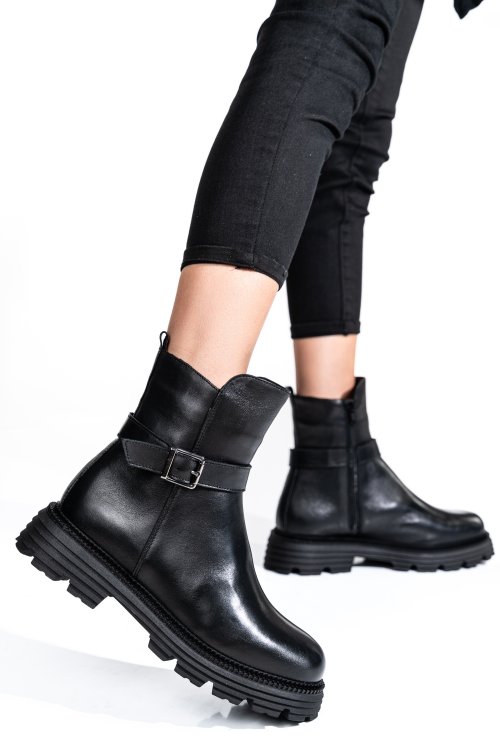 Fekete természetes bőr bakancs 2s7h32-033np