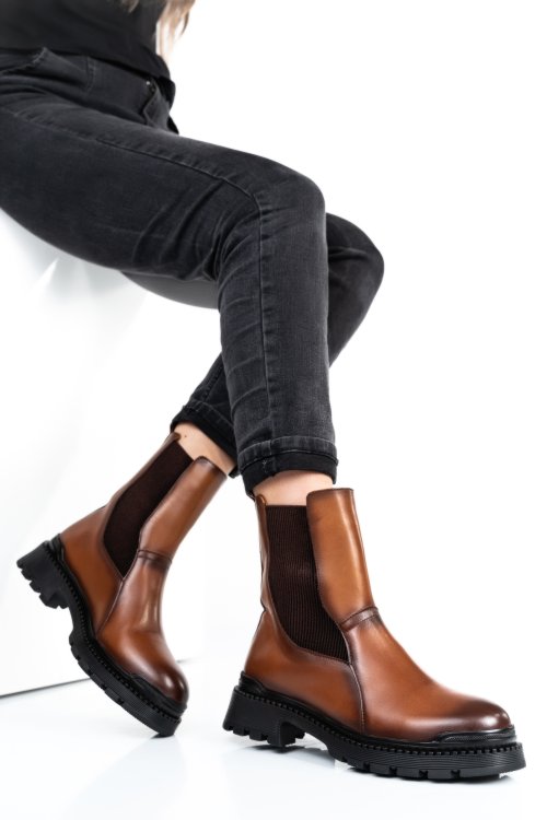 Barna természetes bőr bakancs 4s7h21