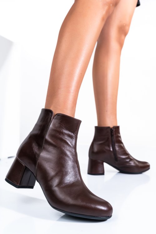 Barna természetes bőr bokacsizma 7s7h21